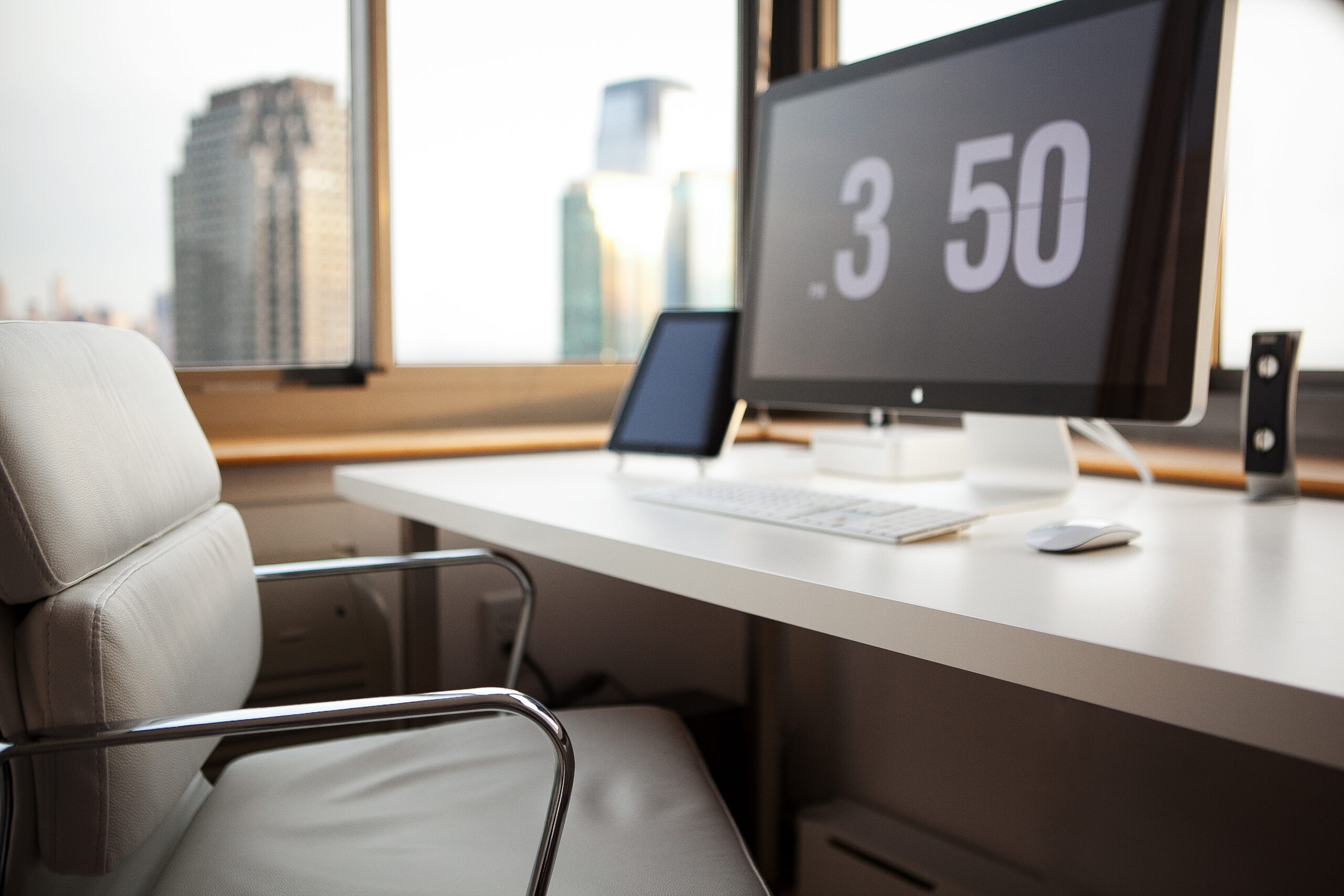 Illuminate Your Work: A Comprehensive Guide to Buying Desk Lamps for Home Offices
