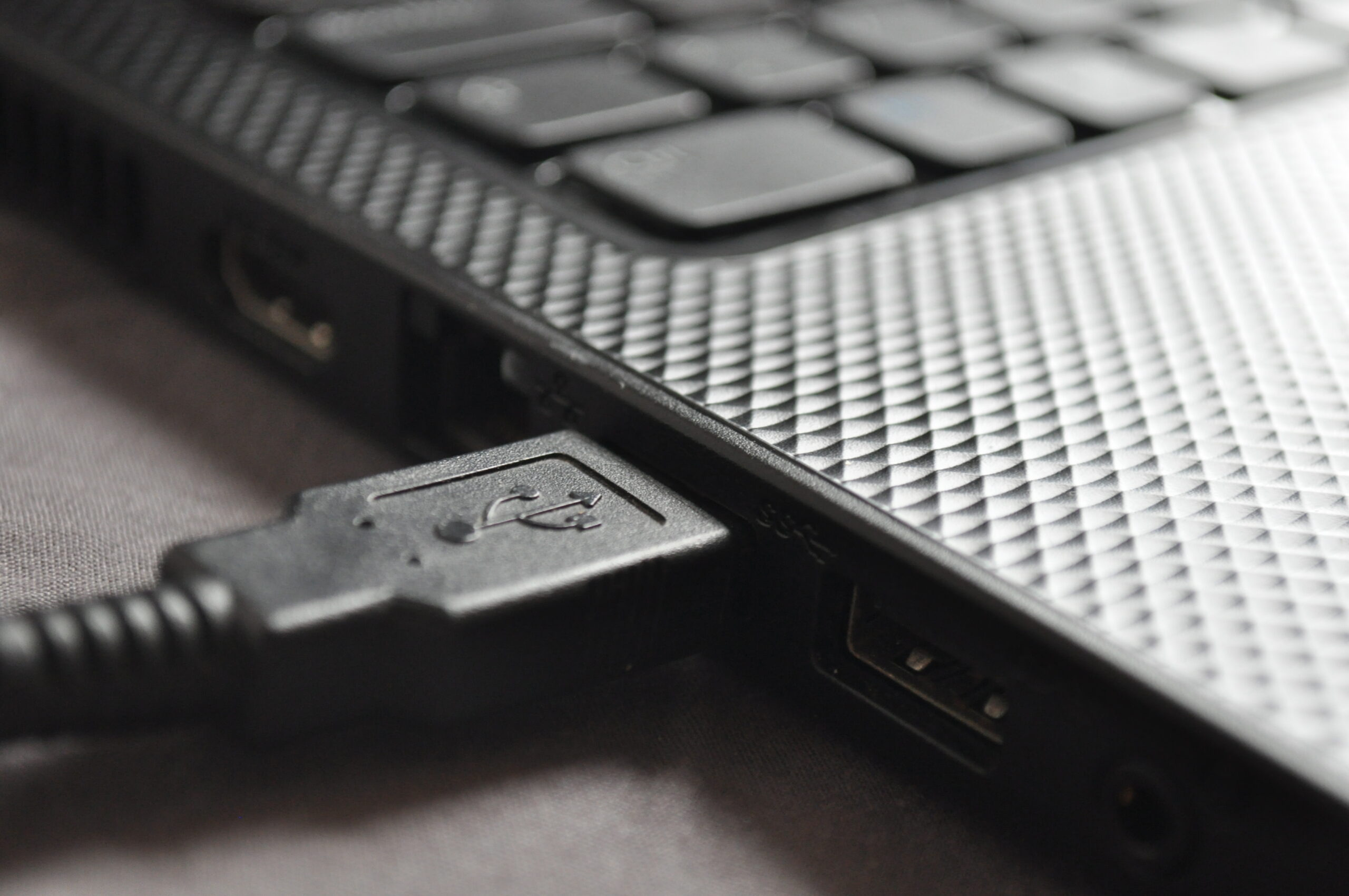 Uncovering the Perfect Desk Mat: A Guide to Enhance Your Workspace