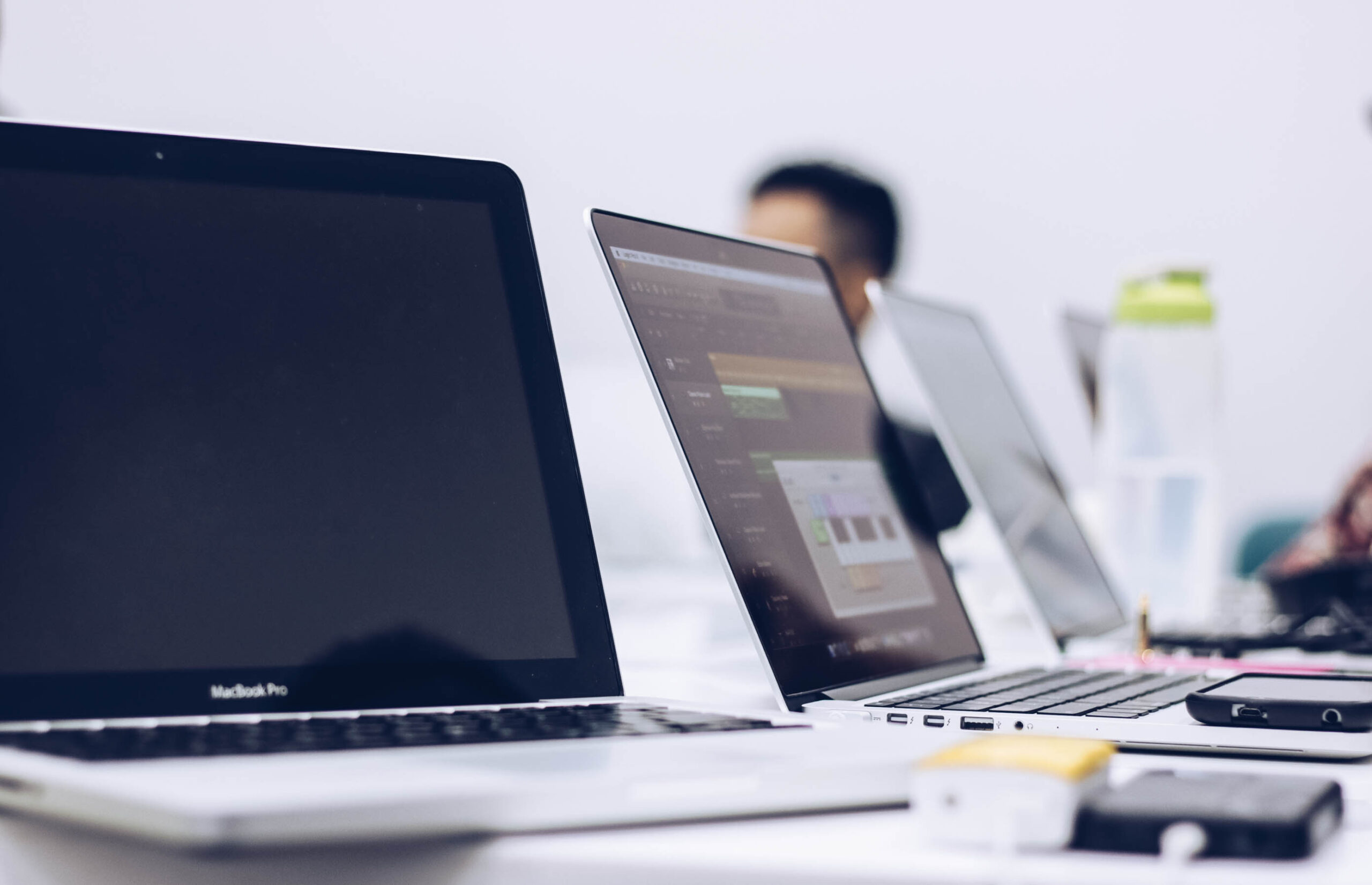 The Ultimate Guide to Buying Power Strips for Home Offices