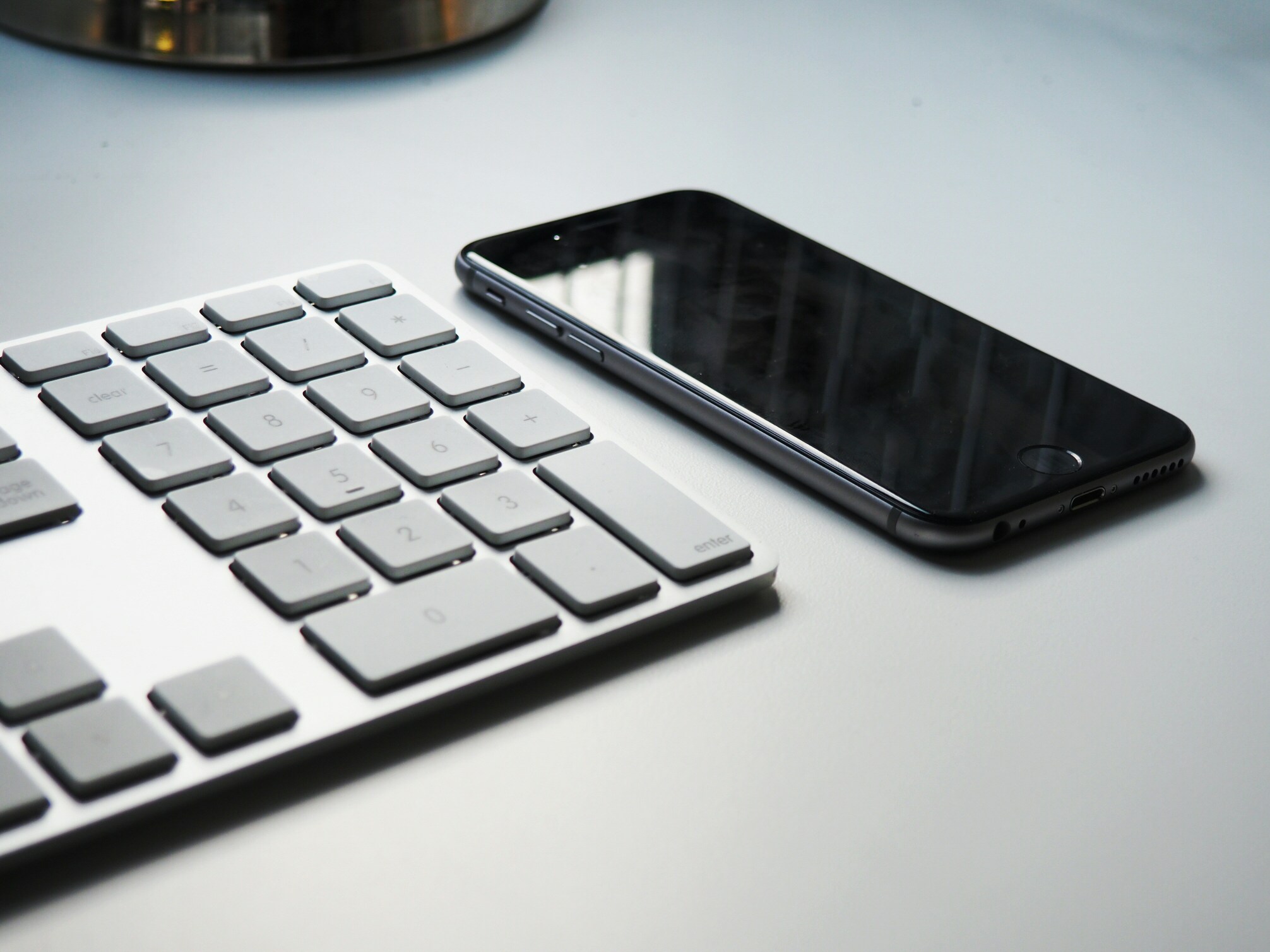 The Complete Guide: Choosing the Perfect Mechanical Keyboard for Peak Performance