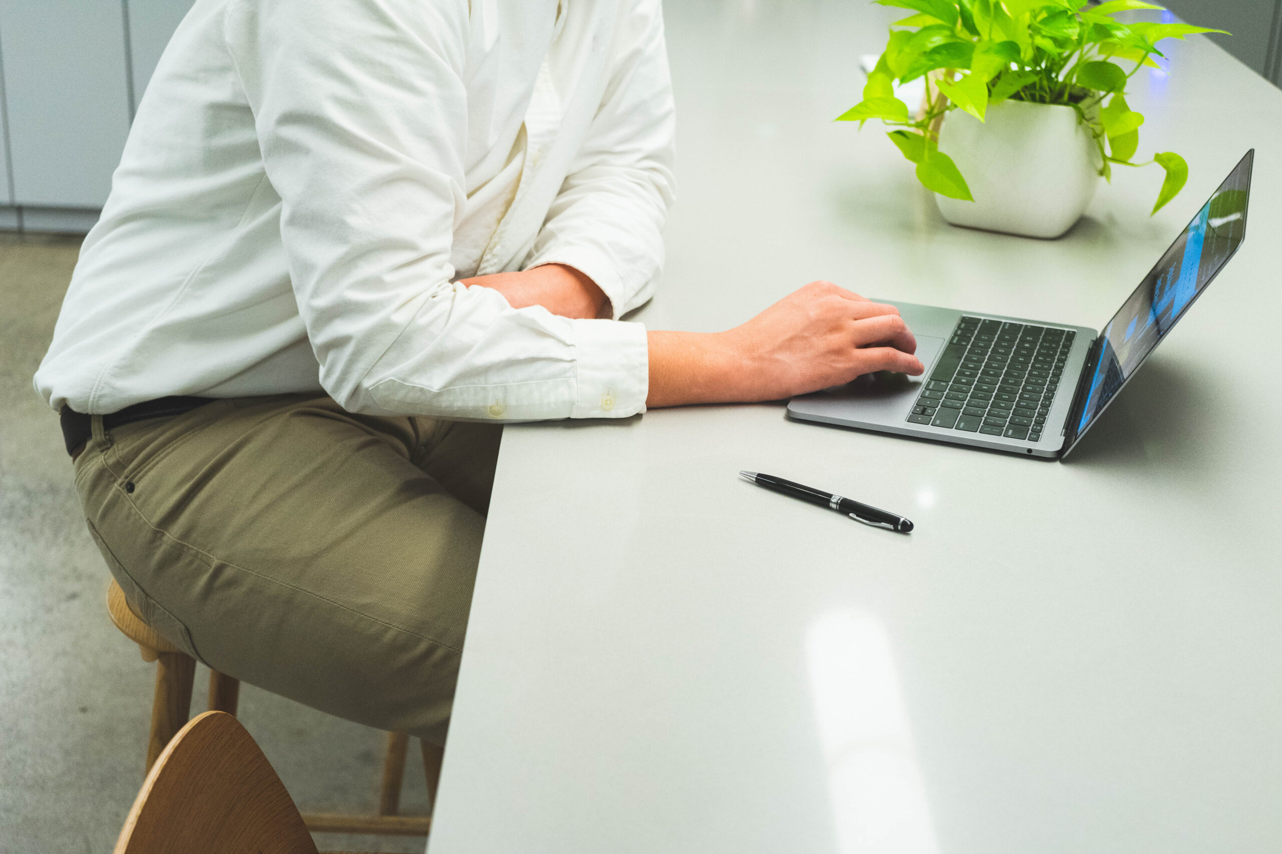The Ultimate Guide to Buying Power Strips for Home Offices